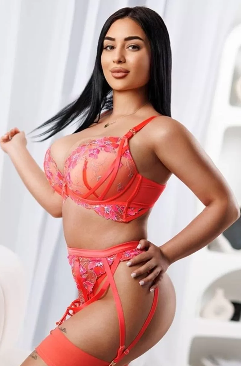 Rebba, E. European escort in Earl's Court